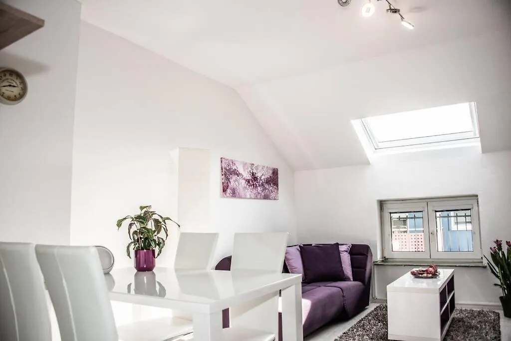 Apartment Pouringraz Fuer Kunst- Und Tennisliebhaber Autriche