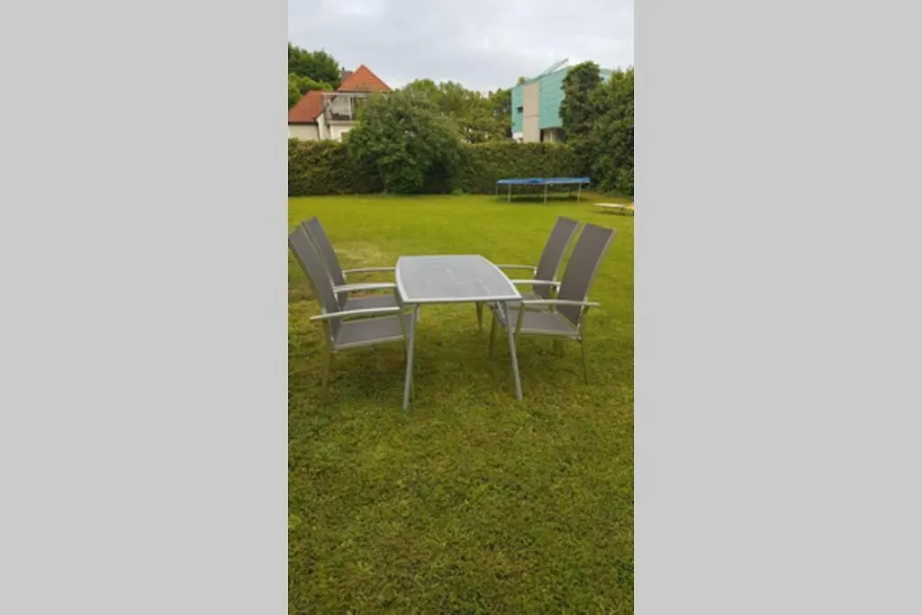Apartment Pouringraz Fuer Kunst- Und Tennisliebhaber Autriche