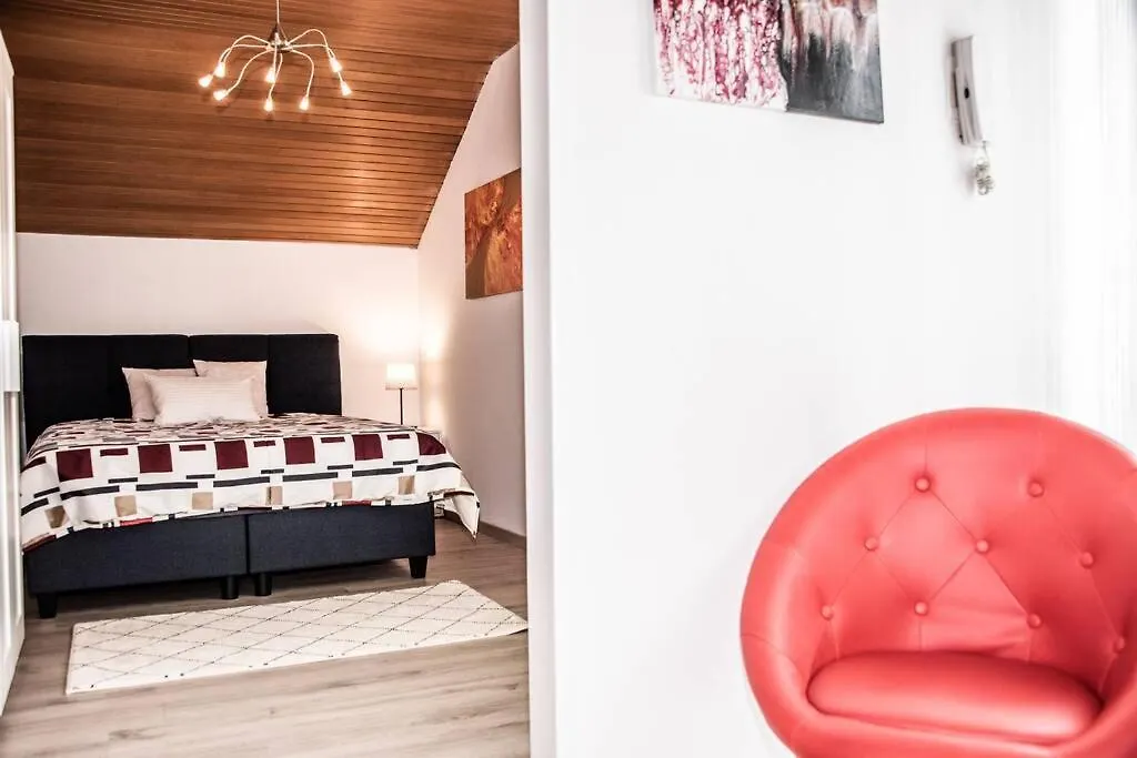 Apartment Pouringraz Fuer Kunst- Und Tennisliebhaber Graz